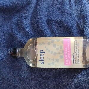 Bath and Body Works aromatherapy sleep  Body wash & foam Bath in night time tea
